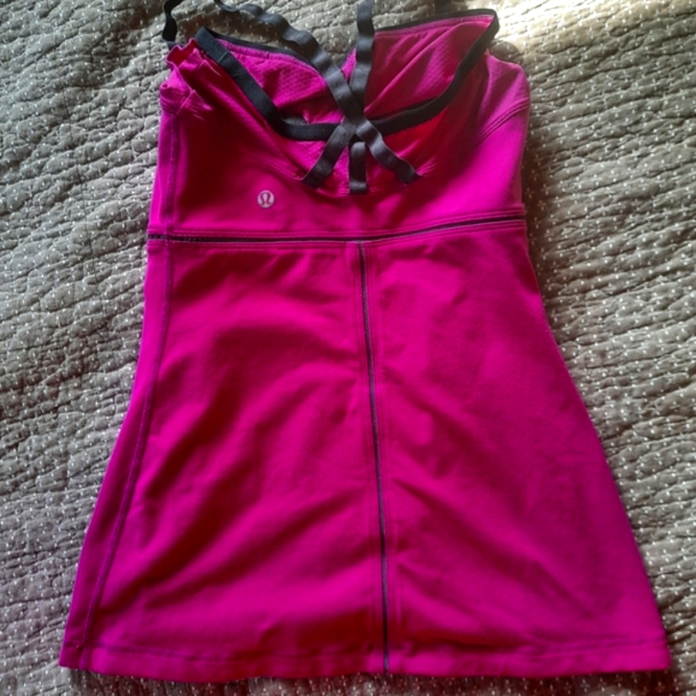 Lululemon Athletic Tank Top (4)